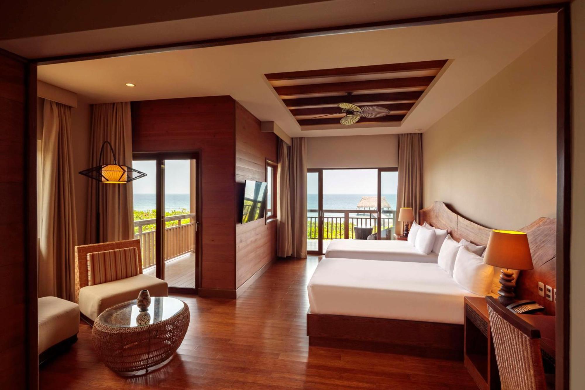 Indura Beach & Golf Resort Curio Collection By Hilton Tela Εξωτερικό φωτογραφία