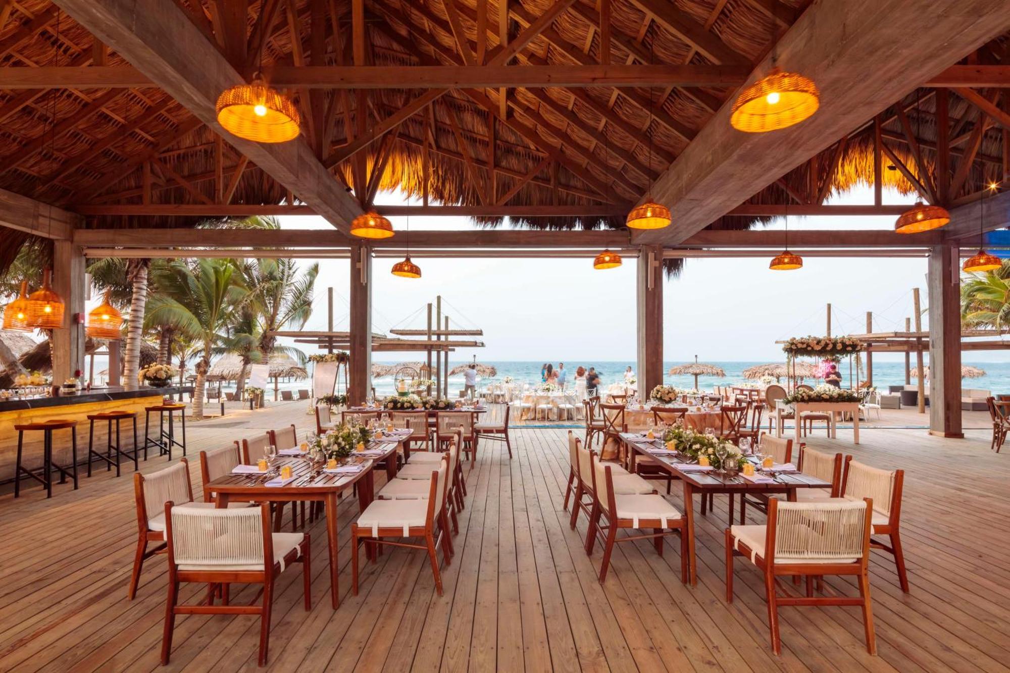Indura Beach & Golf Resort Curio Collection By Hilton Tela Εξωτερικό φωτογραφία